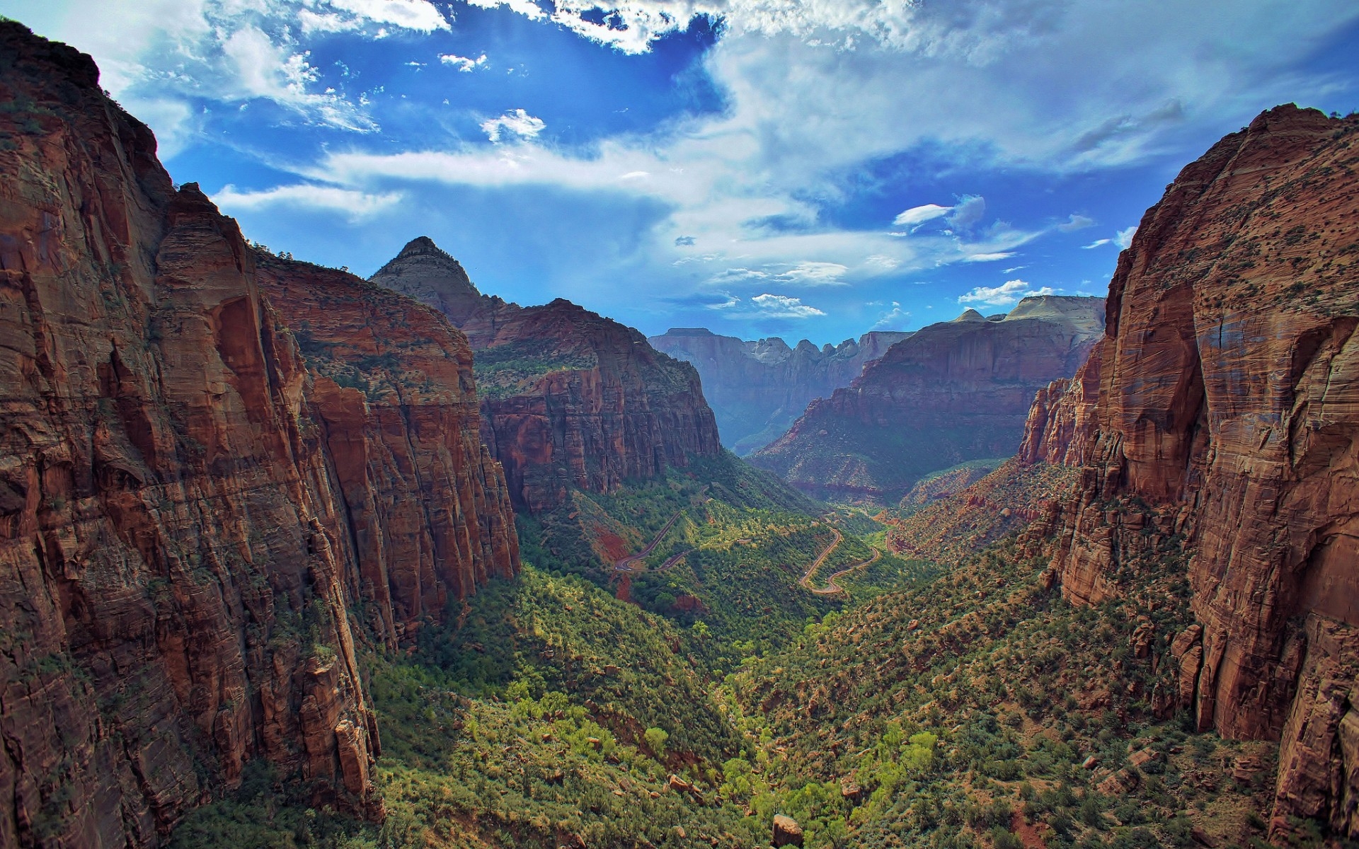 This makes it just close enough to take a quick a one day tour of zion beginning and ending in . 190 Zion Bryce Canyon Tour From Las Vegas Grand Canyon Tours By Gc Tours