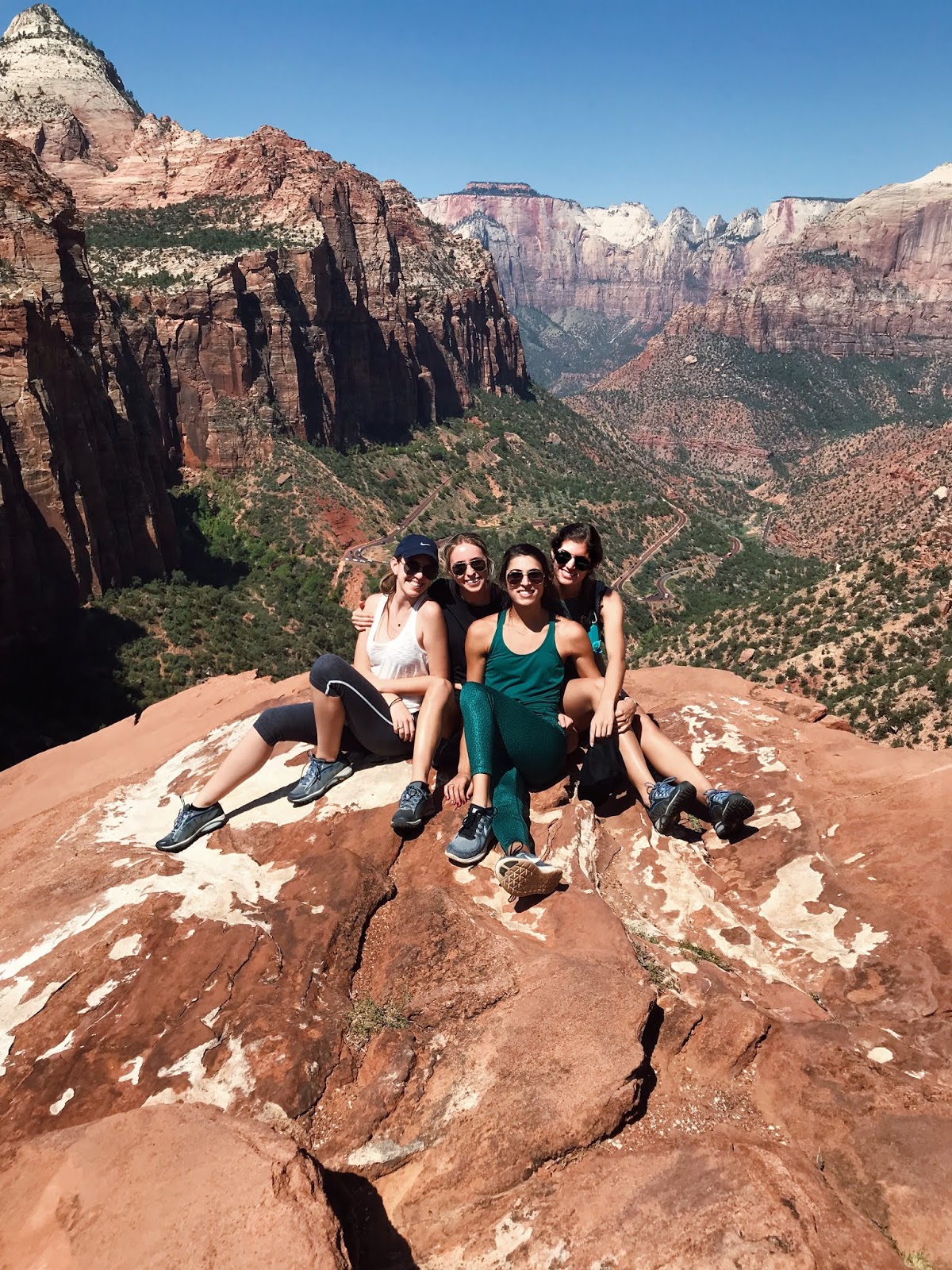 Rd.com travel vacations experiences to the thousands of annual visitors to bryce canyon national park and the surr. Epic Girl S Roadtrip Zion Bryce Canyon Antelope Canyon Horseshoe Bend The Grand Canyon Briana Anderson